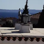 Split Holidays 11